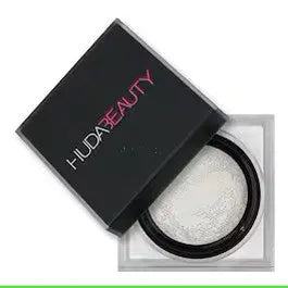 Easy Bake Loose Baking & Setting Powder, Poudre Libre - HUDA BEAUTY  Maquillage HUDA BEAUTY Amraee