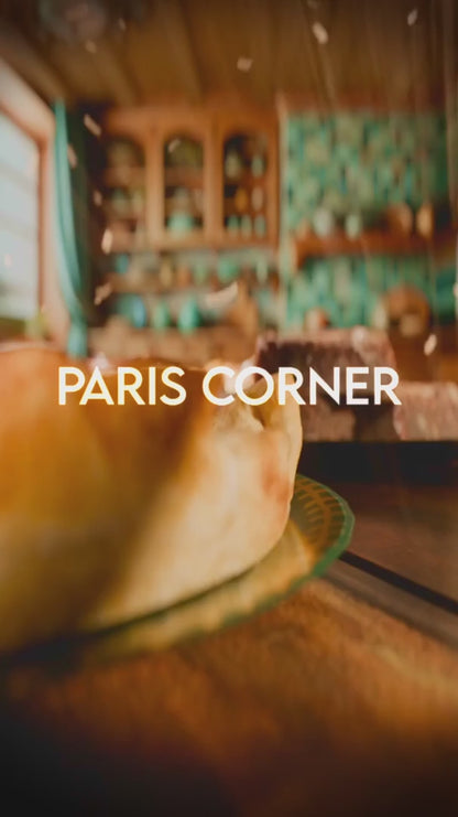 Molten Caramel Eau de Parfum Paris Corner video